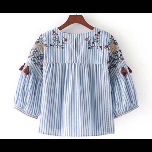 Beautiful embroidered tassel top. NWT - Picture 4 of 5